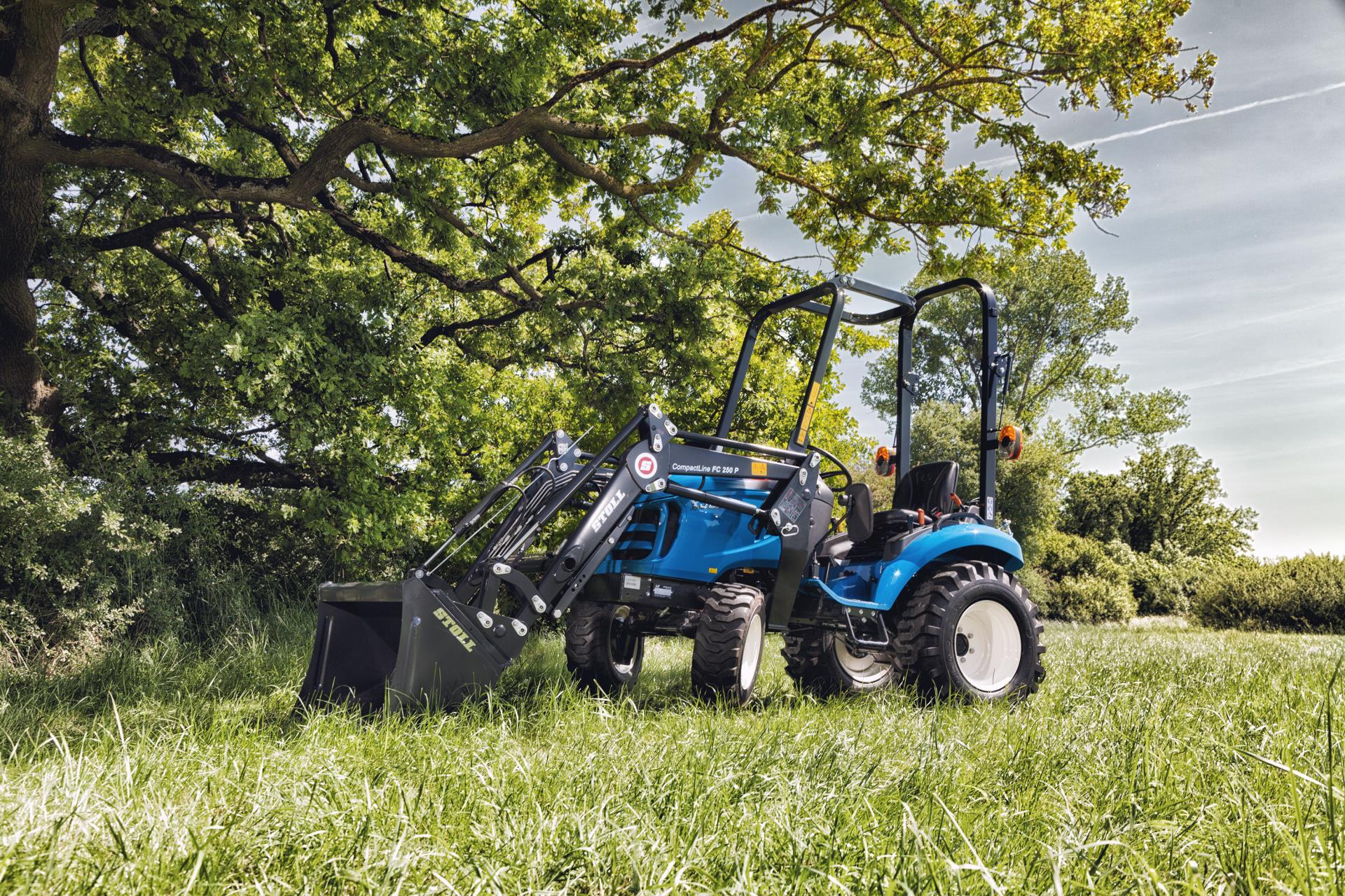 XJ 25 - HST Lifeline, Inkl. Industriebereifung, Frontlader Stoll FC250P, Schaufel 122cm SkidSteer-Schnellwechsler und OPG f. XJ25